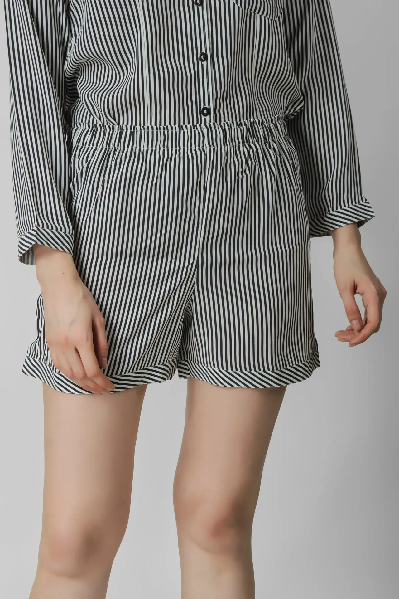 Oh So Stylish! Stripes Shorts Set