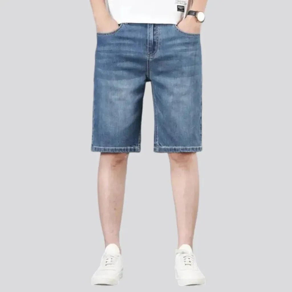 Sanded light wash stylish men's denim shorts